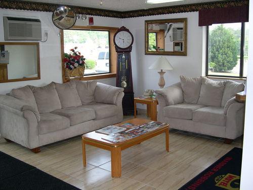 Super 8 By Wyndham Warner Robins Motel Dalaman gambar